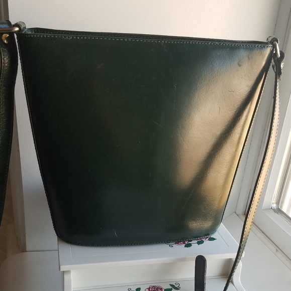 Cristiani Handbags - Vintage 100%authentic Cristian massenger crossbody